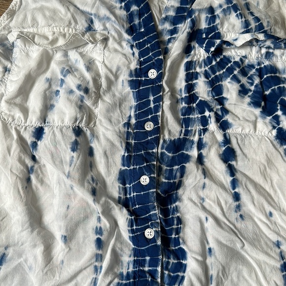 Liz Lange for Target Top - Picture 3 of 4